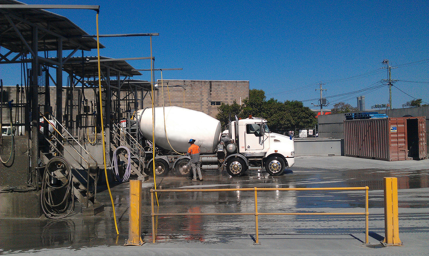 Application of Vital Flo-Chem Thick with Rust Guard